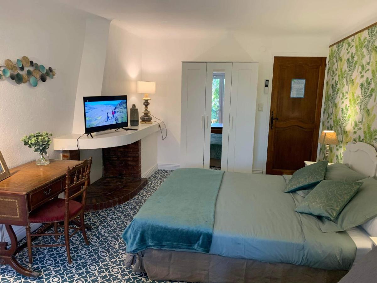 Villa Bleue - Les Pins Пор-Вандр Экстерьер фото